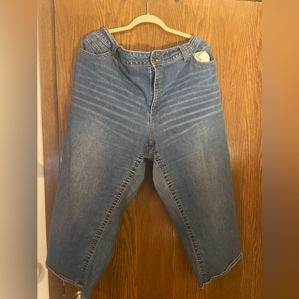Capris-stretchy Jean material